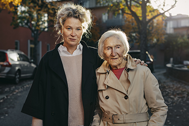 Hédi Fried och Stina Wirsén. Foto Viktor Gårdsäter_webb.jpg